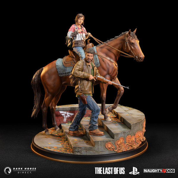 Joel and Ellie from Naughty Dog's The Last of Us in the form of a statue by Dark Horse