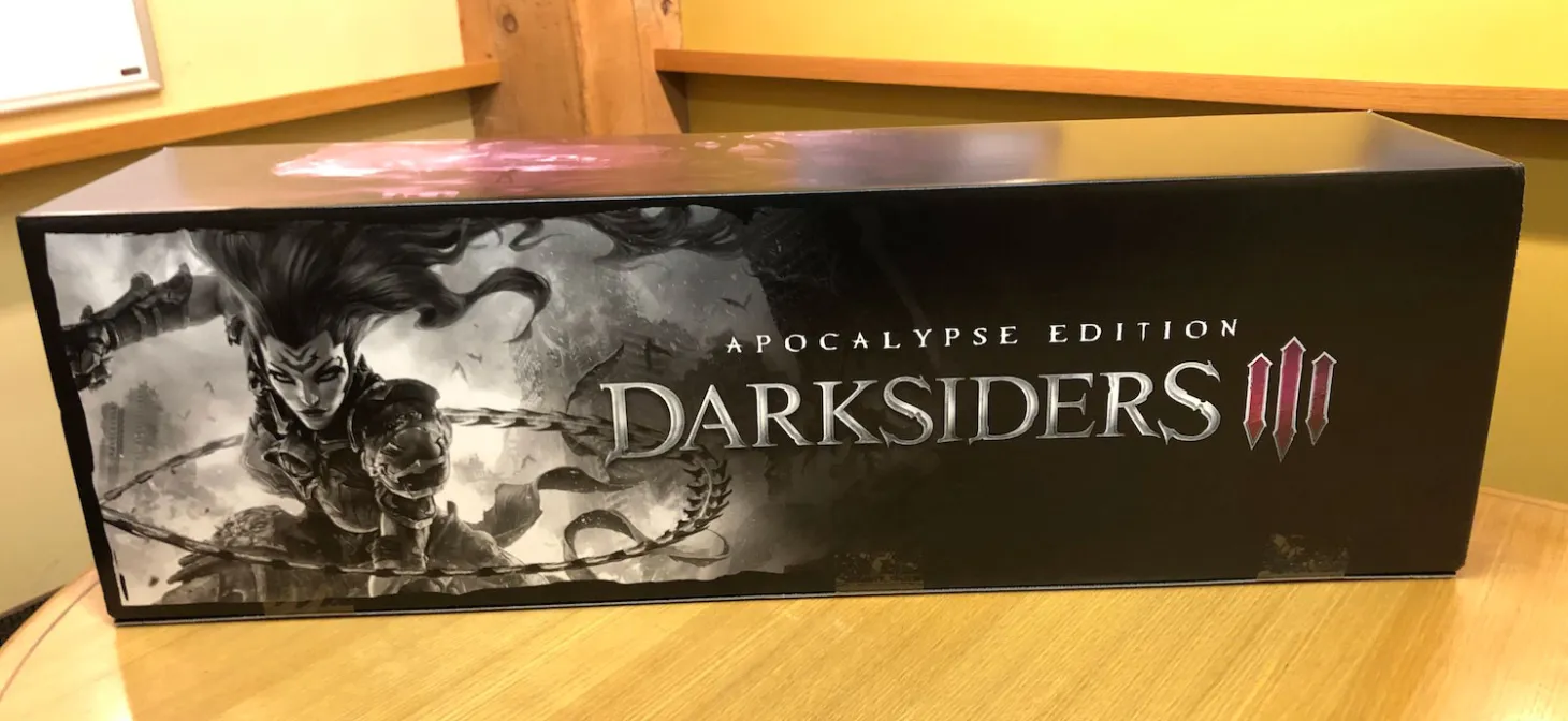 Unboxing The Darksiders III Apocalypse Edition