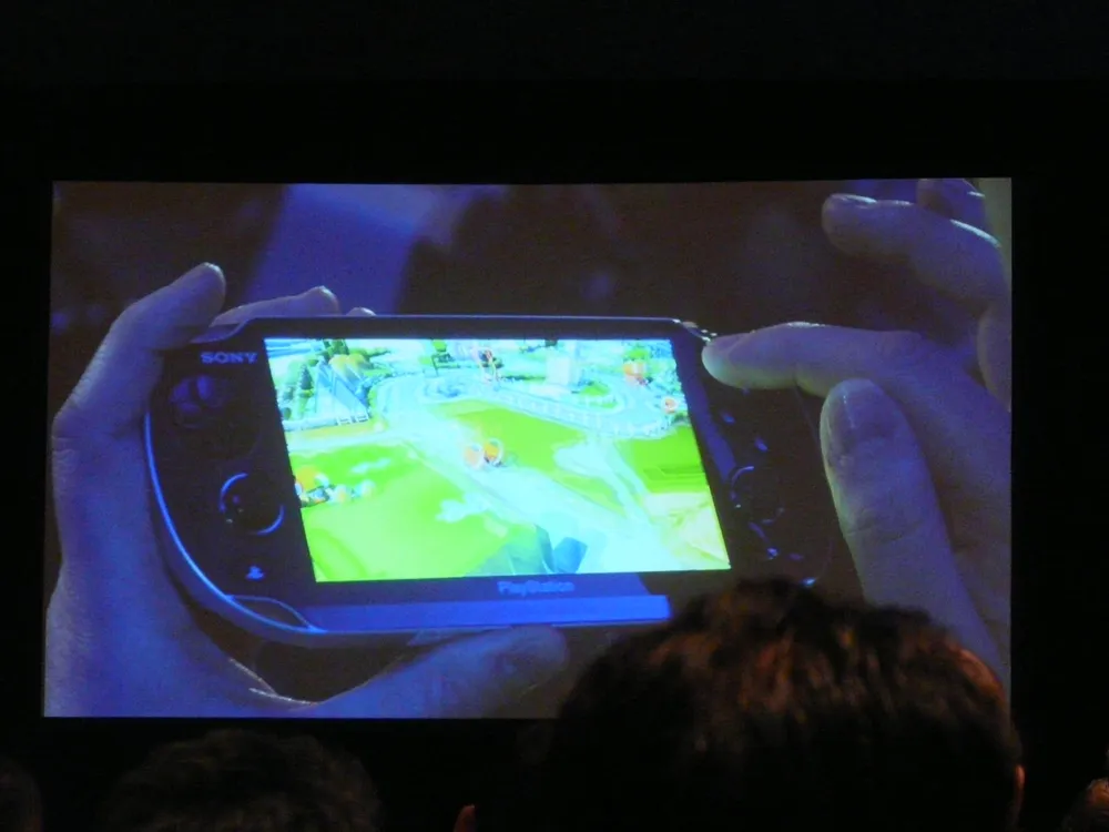 Sony Discusses NGP Memory Card Format, Showcases AR, Near