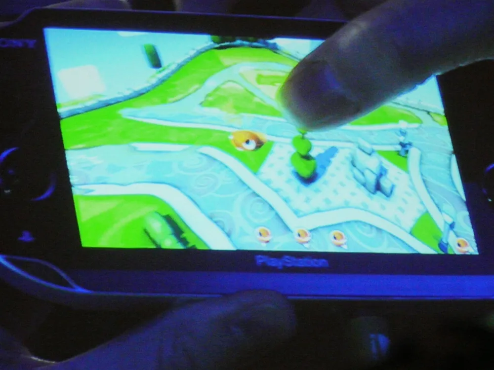 Sony Discusses NGP Memory Card Format, Showcases AR, Near